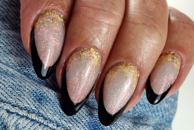 Cb Nails