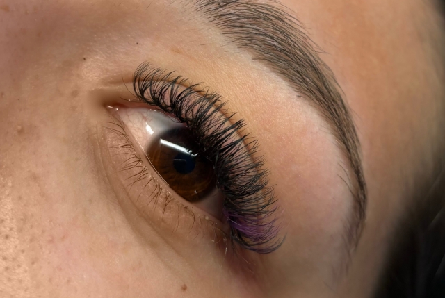 Lash by Loane