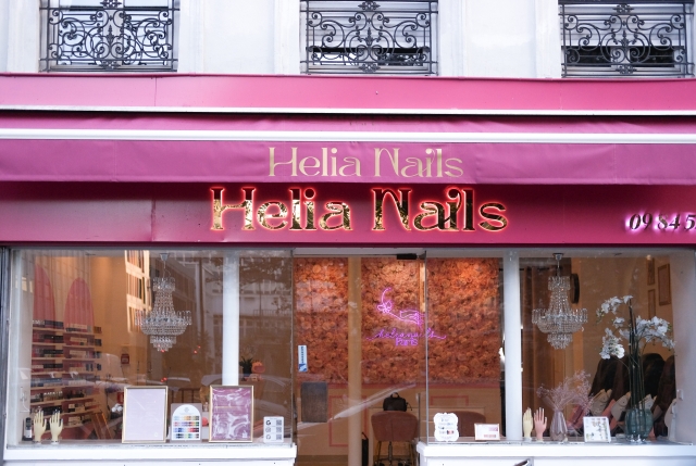 Universea - Helia Nails